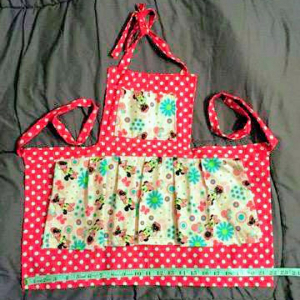 Mini Mouse Childs apron